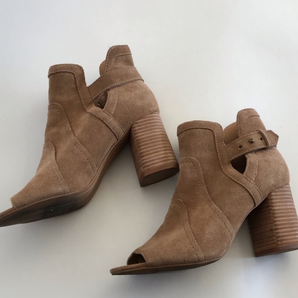 Joe's Jeans Cassia Suede Tan Block Heel Booties 9.5 - Picture 9 of 12